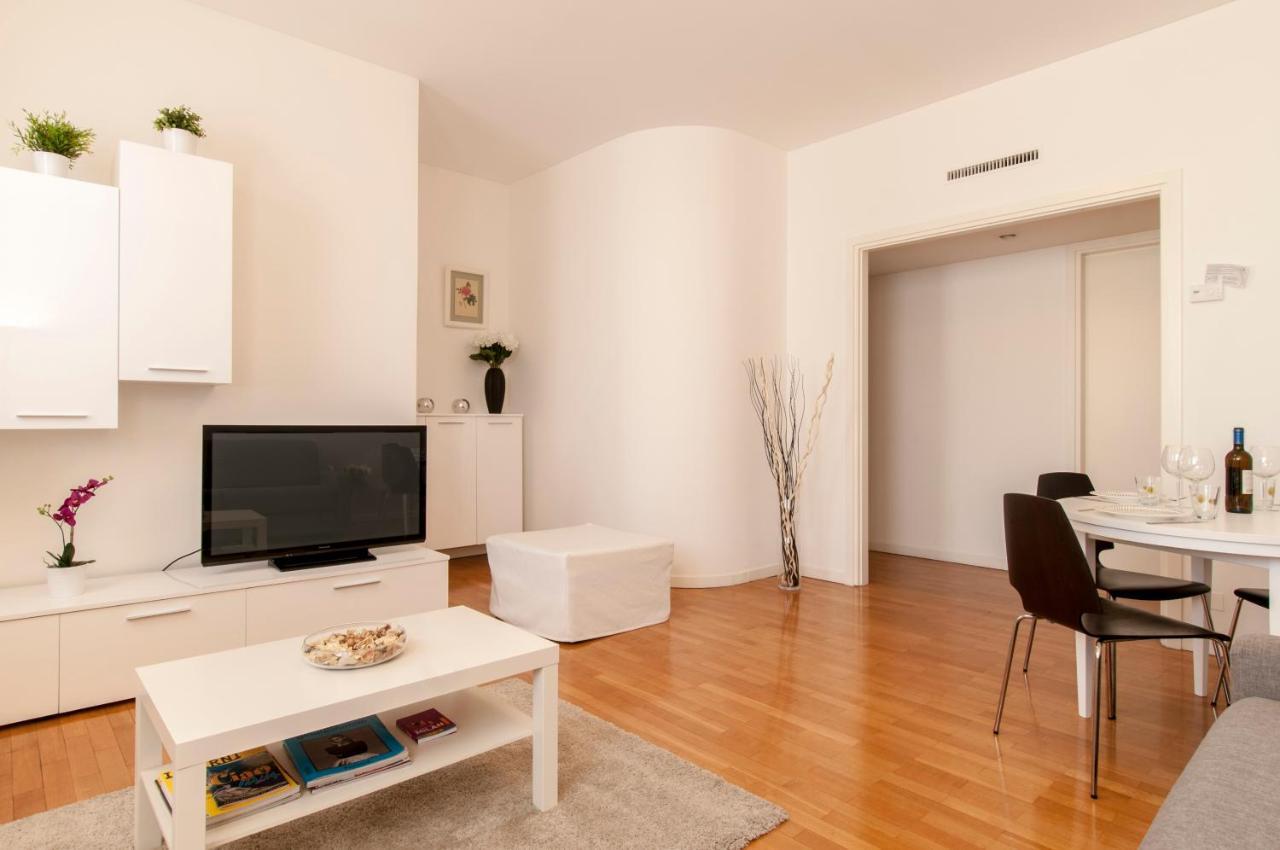 Milan Royal Suites - Centro Cadorna Εξωτερικό φωτογραφία