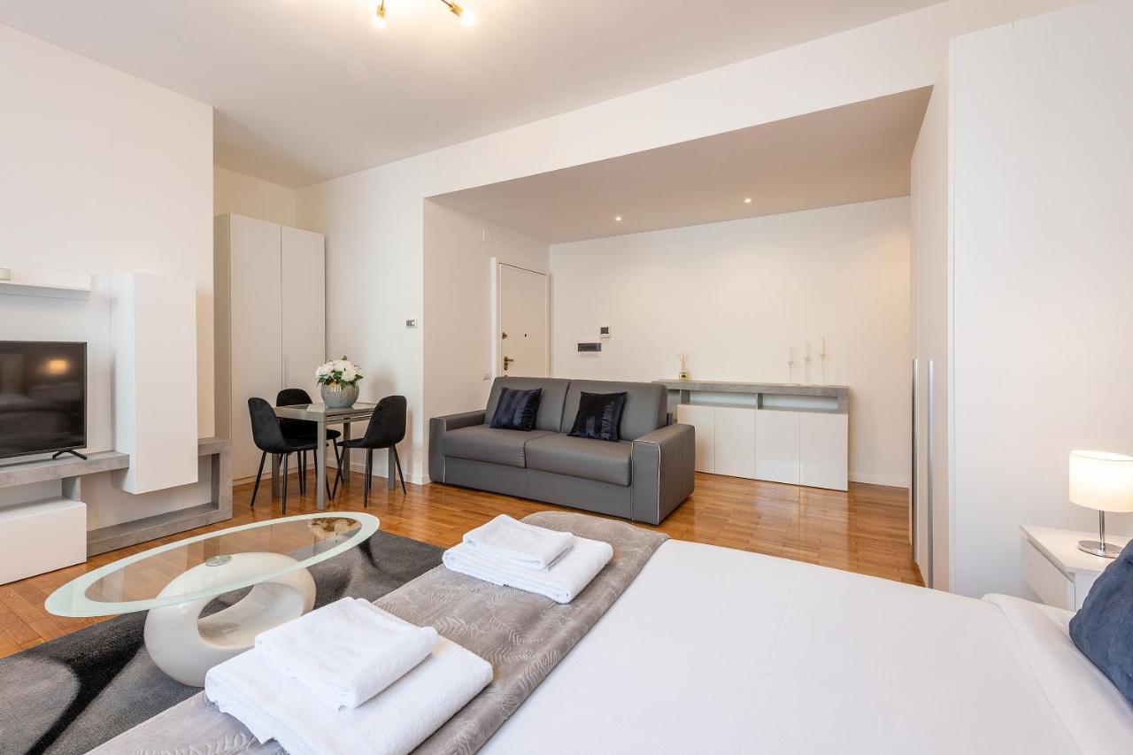 Milan Royal Suites - Centro Cadorna Εξωτερικό φωτογραφία