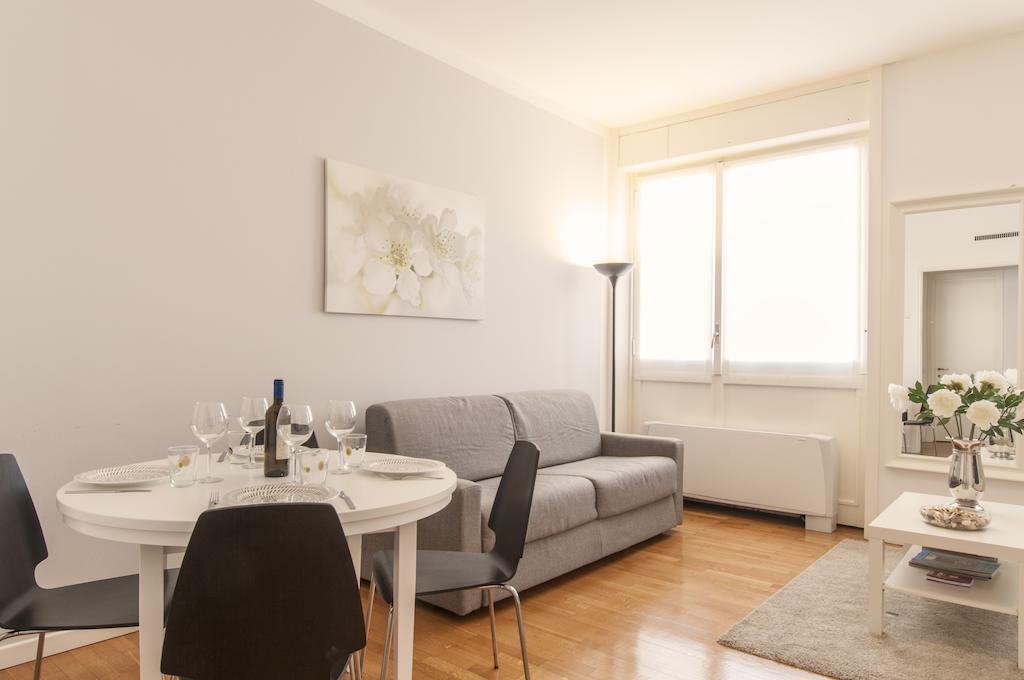 Milan Royal Suites - Centro Cadorna Δωμάτιο φωτογραφία